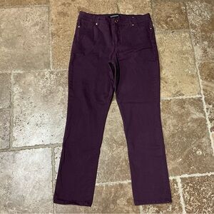 Bandolino “Amy” Rich Plum Burgundy Women’s Size 12 Straight Leg Jeans